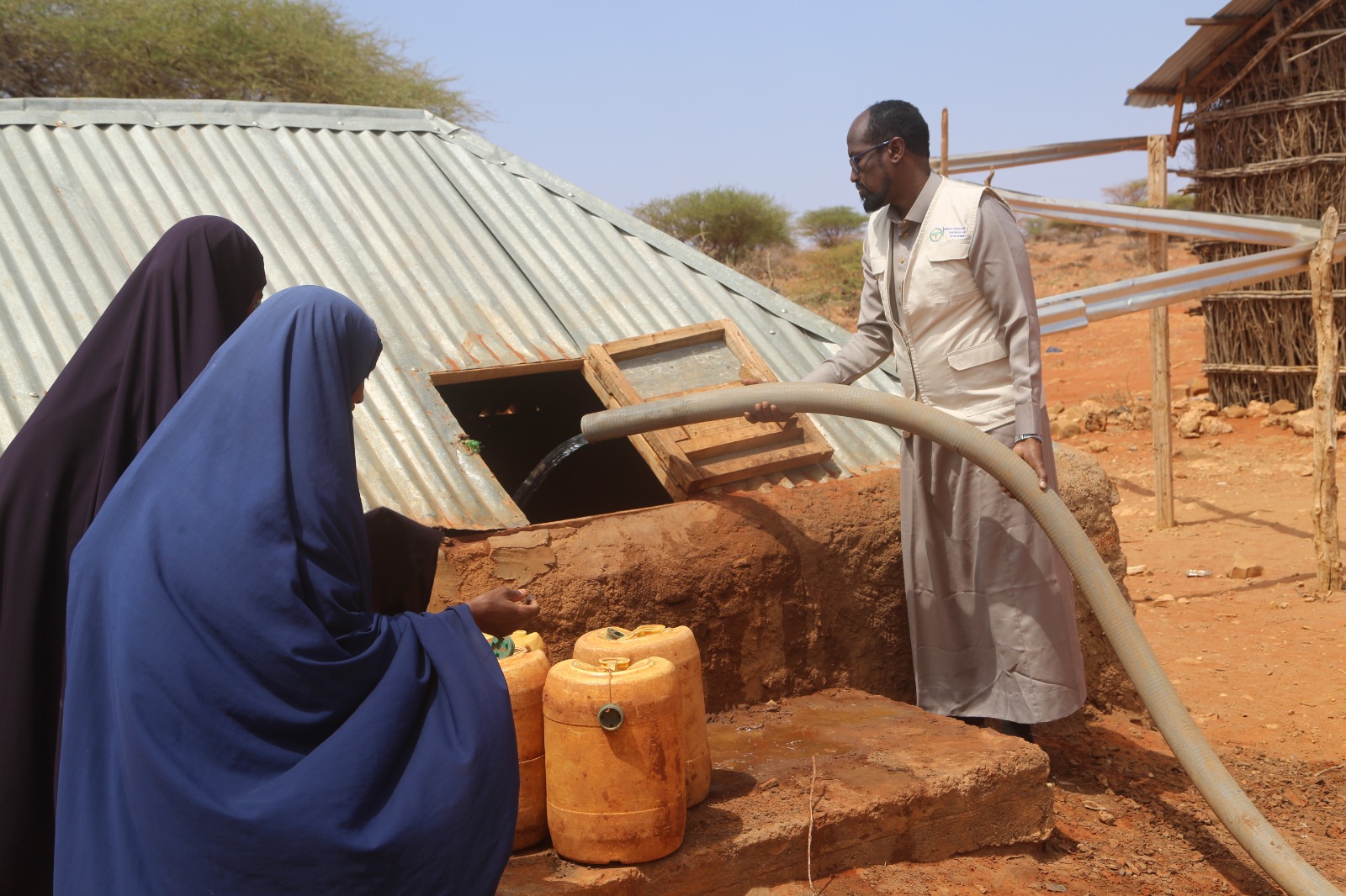 Emergency Water Trucking Brings Relief to vulnerable Families in Somalia